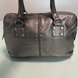 MICHAEL Michael Kors Gray Shoulder Bag with Metallic Sheen
